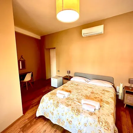 Διαμέρισμα Via Roma Deluxe *