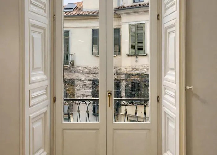 Via Roma Deluxe *